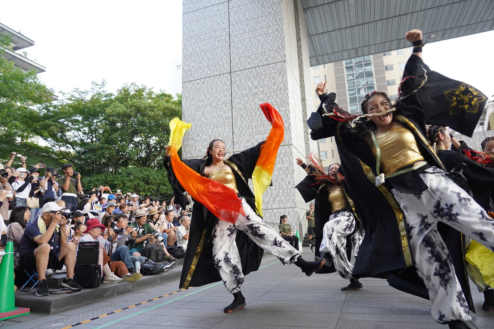 さん太広場演舞場